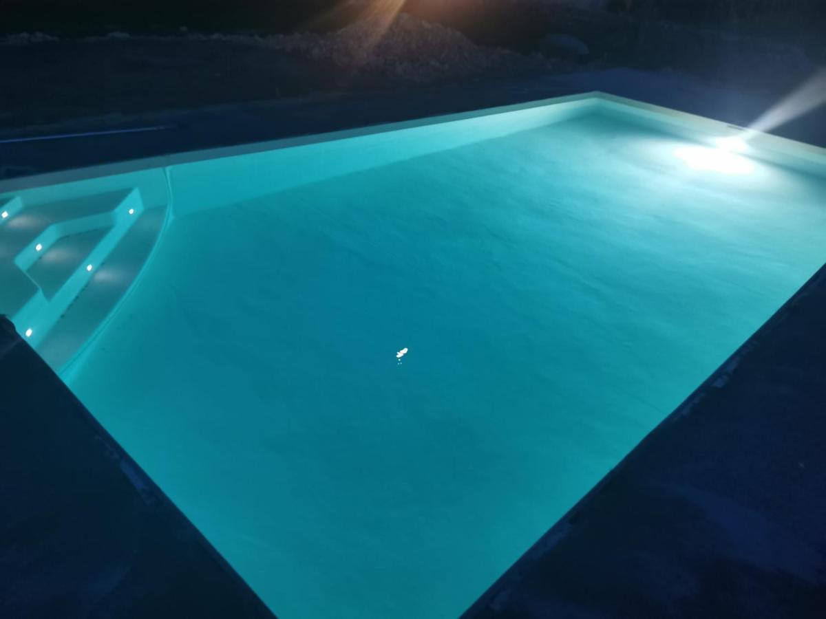 Au Domaine De Gigie Bed & Breakfast Chervettes Dış mekan fotoğraf