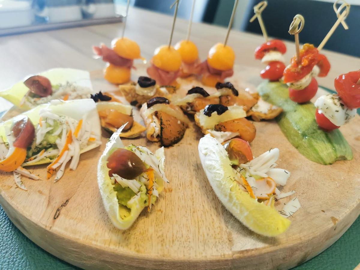Au Domaine De Gigie Bed & Breakfast Chervettes Dış mekan fotoğraf