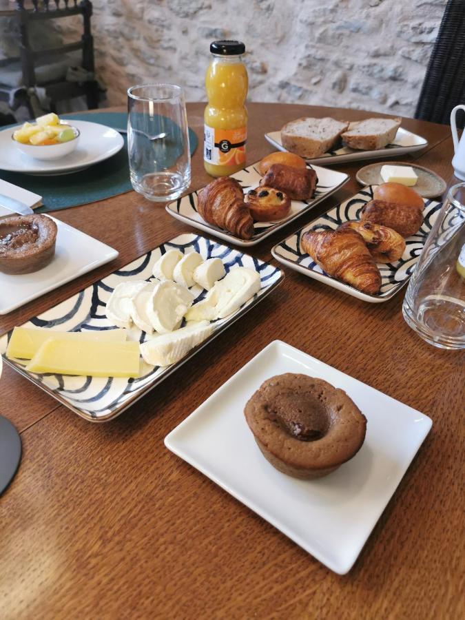 Au Domaine De Gigie Bed & Breakfast Chervettes Dış mekan fotoğraf